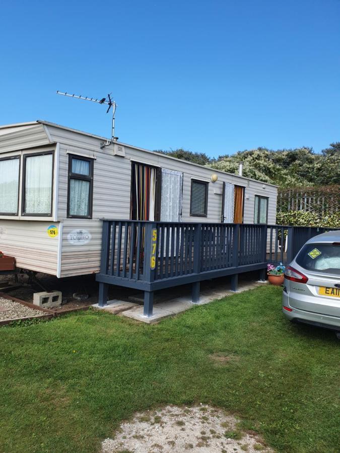 Fantasy Island 6 Berth 576 호텔 잉골드멜스 외부 사진